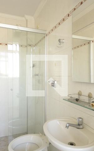 Apartamento à venda com 180m², 3 quartos e 2 vagasBanheiro de Serviço