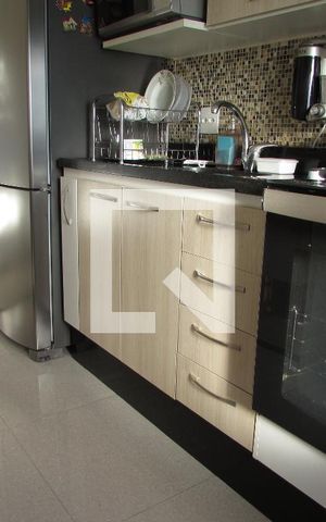 Apartamento à venda com 63m², 2 quartos e 1 vagaCozinha