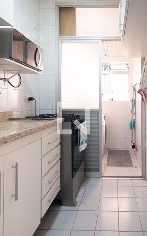 Apartamento para alugar com 49m², 2 quartos e 1 vaga Apartamento para alugar com 49m², 2 quartos e 1 vagaCozinha
