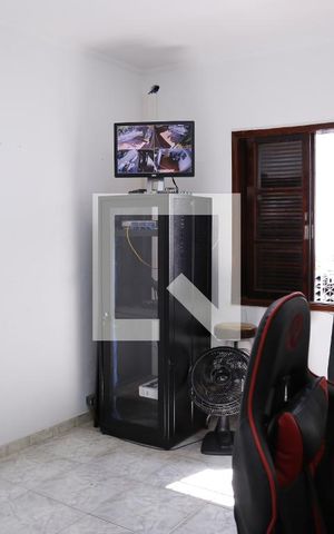 Casa à venda com 207m², 2 quartos e 5 vagasQuarto 2