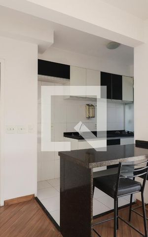 Apartamento para alugar com 75m², 2 quartos e 1 vagaSala