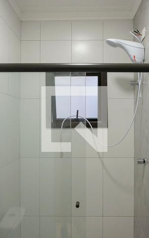 Casa à venda com 180m², 3 quartos e 5 vagasBanheiro 2