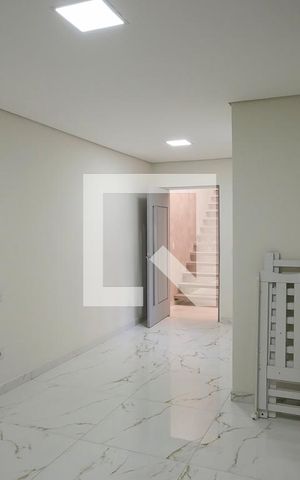 Casa à venda com 180m², 3 quartos e 5 vagasSuíte