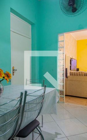 Apartamento à venda com 64m², 2 quartos e sem vaga Apartamento à venda com 64m², 2 quartos e sem vagaSala de Jantar