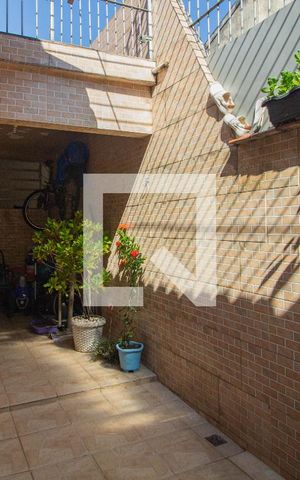 Apartamento à venda com 64m², 2 quartos e sem vaga Apartamento à venda com 64m², 2 quartos e sem vagaVaranda da Sala/Área de Serviço