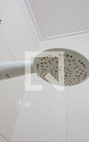 Apartamento à venda com 64m², 2 quartos e sem vaga Apartamento à venda com 64m², 2 quartos e sem vagaBanheiro Social