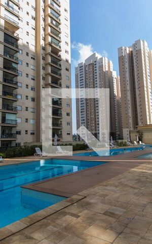 Apartamento para alugar com 68m², 2 quartos e 1 vagaPiscina