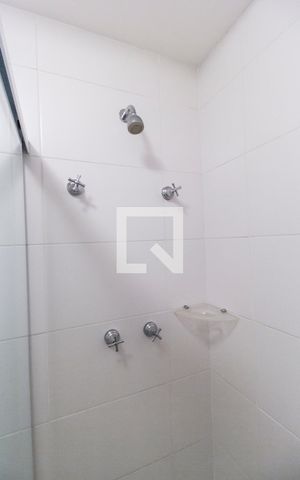 Apartamento para alugar com 68m², 2 quartos e 1 vaga Apartamento para alugar com 68m², 2 quartos e 1 vagaBanheiro 2