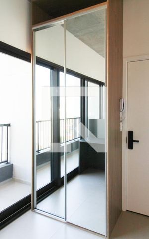 Studio à venda com 27m², 1 quarto e 1 vaga Studio à venda com 27m², 1 quarto e 1 vagaSuíte