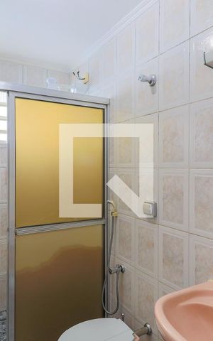 Casa à venda com 160m², 3 quartos e 2 vagasBanheiro