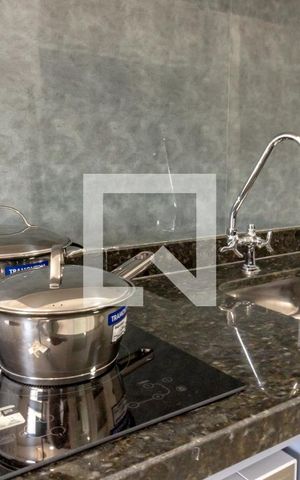 Studio para alugar com 25m², 1 quarto e sem vaga Studio para alugar com 25m², 1 quarto e sem vagaCozinha