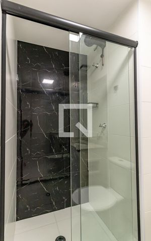 Studio para alugar com 25m², 1 quarto e sem vaga Studio para alugar com 25m², 1 quarto e sem vagaBanheiro