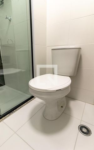 Studio para alugar com 25m², 1 quarto e sem vaga Studio para alugar com 25m², 1 quarto e sem vagaBanheiro