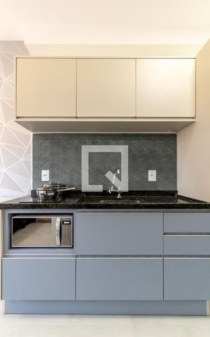 Studio para alugar com 25m², 1 quarto e sem vaga Studio para alugar com 25m², 1 quarto e sem vagaCozinha