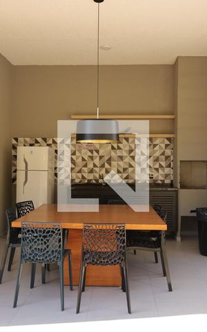 Apartamento para alugar com 35m², 2 quartos e sem vagaÁrea comum - Churrasqueira