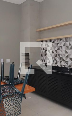 Apartamento para alugar com 35m², 2 quartos e sem vagaÁrea comum - Salão para homens - Churrasqueira