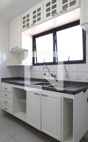Apartamento para alugar com 200m², 3 quartos e 3 vagasCozinha