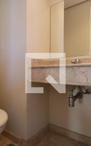 Apartamento para alugar com 200m², 3 quartos e 3 vagasLavabo