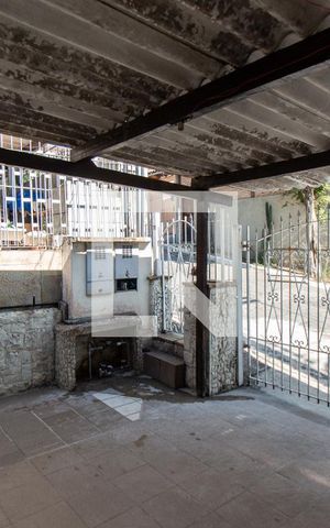 Casa para alugar com 48m², 1 quarto e sem vaga Casa para alugar com 48m², 1 quarto e sem vagaGaragem