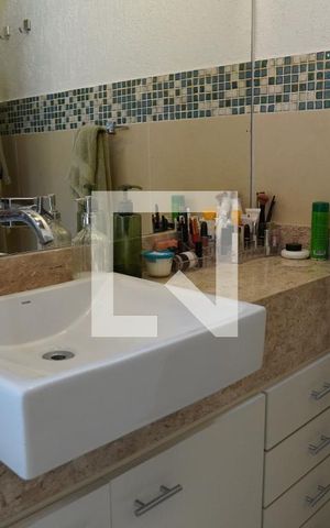 Casa à venda com 500m², 5 quartos e 5 vagasBanheiro 2
