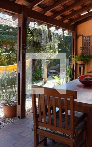 Casa à venda com 500m², 5 quartos e 5 vagasQuintal