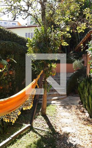 Casa à venda com 500m², 5 quartos e 5 vagasQuintal