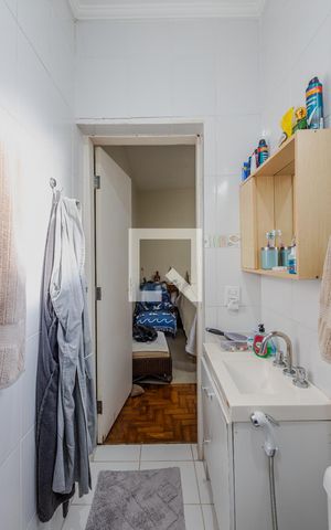Casa à venda com 378m², 5 quartos e 2 vagasBanheiro da Suíte 1