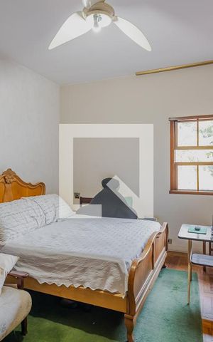 Casa à venda com 378m², 5 quartos e 2 vagasSuíte 2