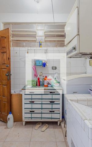 Casa à venda com 378m², 5 quartos e 2 vagasÁrea de Serviço