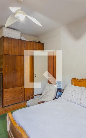 Casa à venda com 378m², 5 quartos e 2 vagasSuíte 2