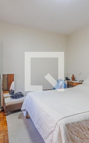 Casa à venda com 378m², 5 quartos e 2 vagasSuíte 1