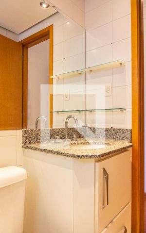 Apartamento à venda com 131m², 3 quartos e 3 vagasBanheiro 2