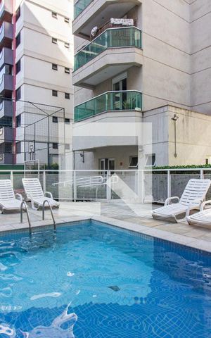 Apartamento à venda com 131m², 3 quartos e 3 vagasÁrea comum - Piscina