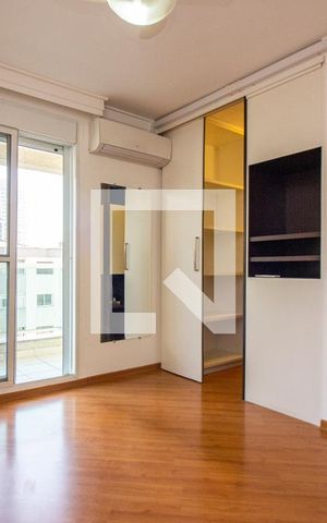 Apartamento à venda com 131m², 3 quartos e 3 vagasSuíte 