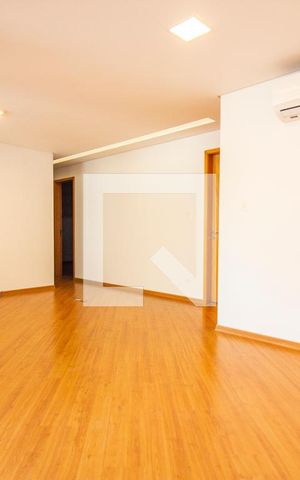 Apartamento à venda com 131m², 3 quartos e 3 vagasSala