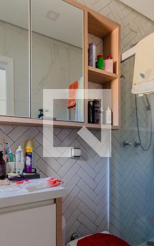 Casa à venda com 300m², 5 quartos e 1 vaga Casa à venda com 300m², 5 quartos e 1 vagaBanheiro da Suíte 1