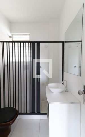 Apartamento para alugar com 100m², 2 quartos e sem vaga Apartamento para alugar com 100m², 2 quartos e sem vagaBanheiro