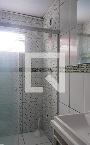 Casa à venda com 300m², 2 quartos e 3 vagas Casa à venda com 300m², 2 quartos e 3 vagasBanheiro