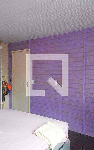 Casa à venda com 300m², 2 quartos e 3 vagas Casa à venda com 300m², 2 quartos e 3 vagasQuarto 1