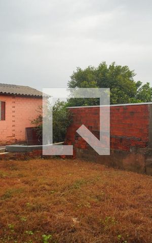 Casa à venda com 300m², 2 quartos e 3 vagas Casa à venda com 300m², 2 quartos e 3 vagasQuintal