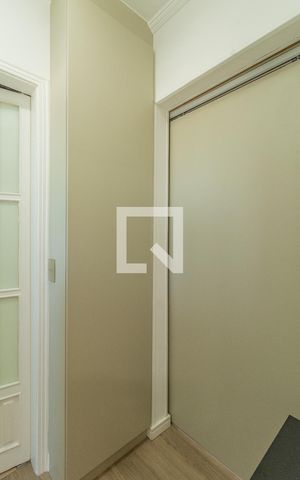 Apartamento à venda com 55m², 2 quartos e 2 vagas Apartamento à venda com 55m², 2 quartos e 2 vagasArmário Corredor