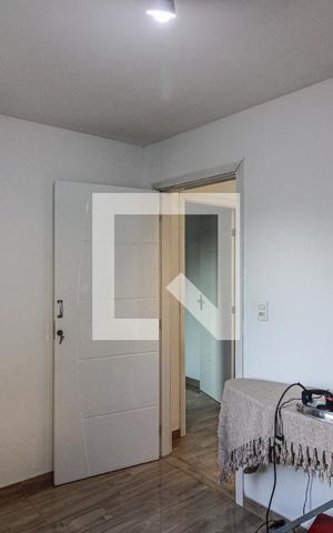 Casa à venda com 350m², 4 quartos e 2 vagas Casa à venda com 350m², 4 quartos e 2 vagasQuarto