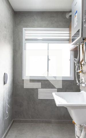 Apartamento para alugar com 37m², 2 quartos e sem vaga Apartamento para alugar com 37m², 2 quartos e sem vagaCozinha/Área de Serviço