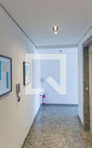 Apartamento à venda com 81m², 3 quartos e 1 vagaEntrada