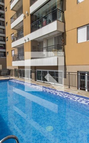 Apartamento à venda com 81m², 3 quartos e 1 vagaPiscina