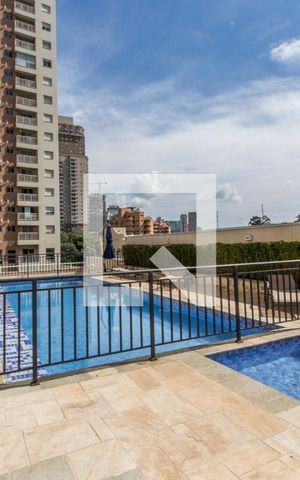 Apartamento à venda com 81m², 3 quartos e 1 vagaPiscina