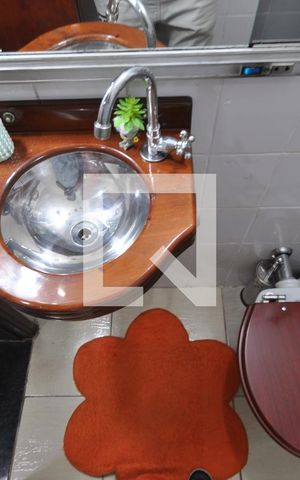 Casa à venda com 117m², 3 quartos e 2 vagasLavabo