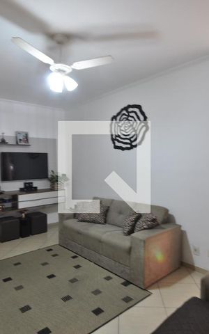 Casa à venda com 117m², 3 quartos e 2 vagasSala