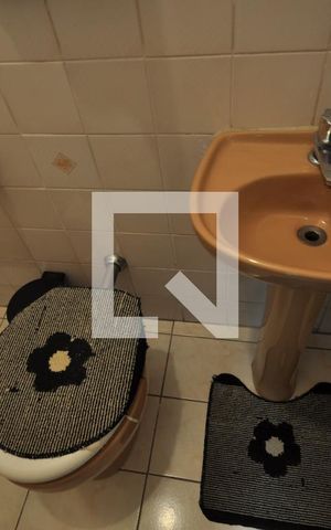 Casa à venda com 117m², 3 quartos e 2 vagasBanheiro de Serviço