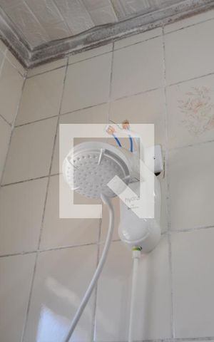 Casa à venda com 117m², 3 quartos e 2 vagasBanheiro Social